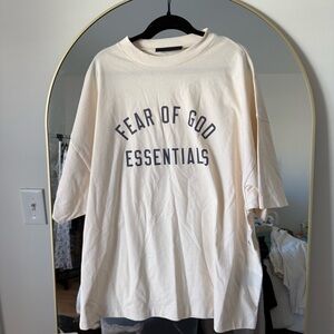NWT FOG TSHIRT 
Size large - runs oversized